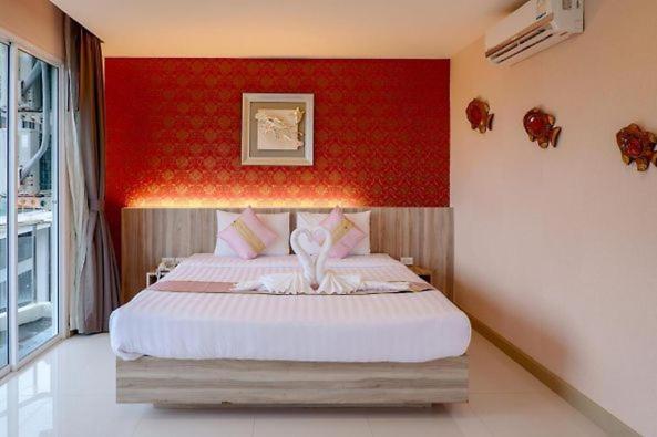 Dipantai Boutique Beach Resort Patong Esterno foto