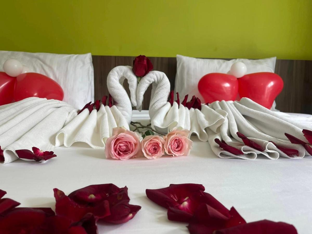 Dipantai Boutique Beach Resort Patong Esterno foto