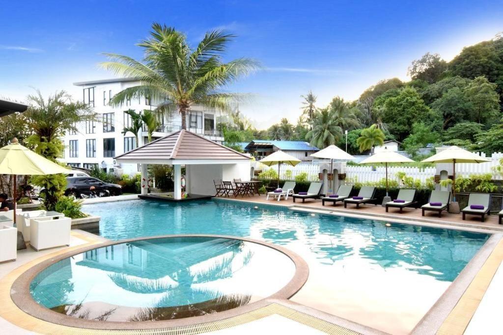 Dipantai Boutique Beach Resort Patong Esterno foto