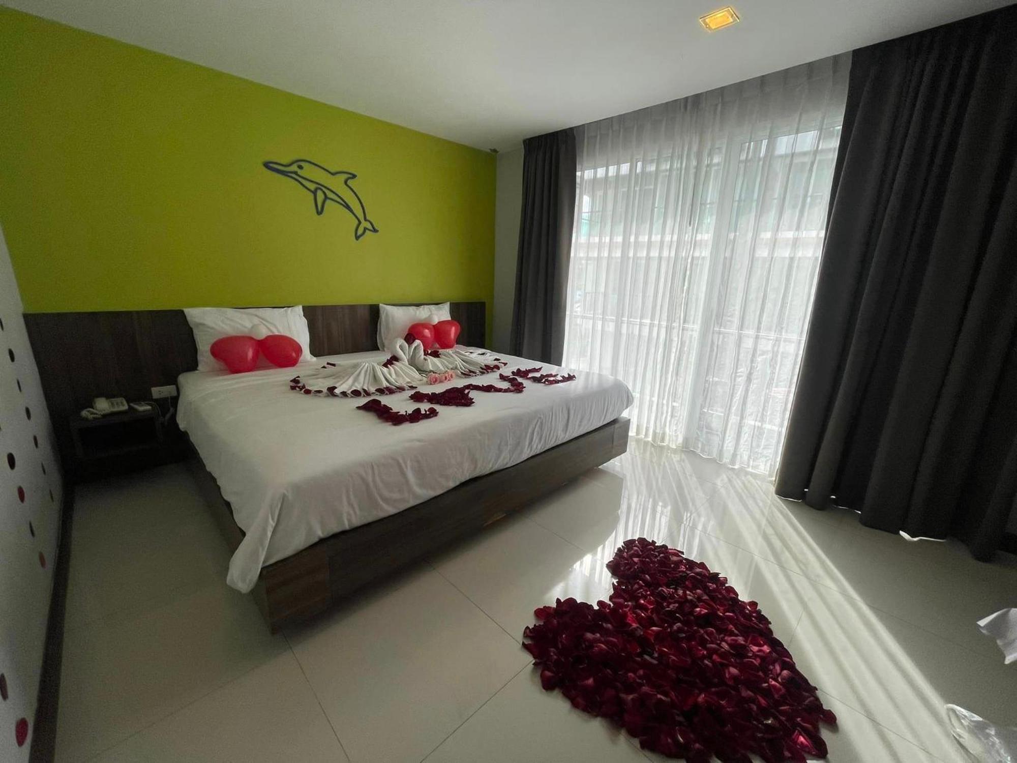 Dipantai Boutique Beach Resort Patong Esterno foto